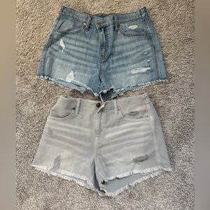 Size small American eagle elastic shorts denim
And gray